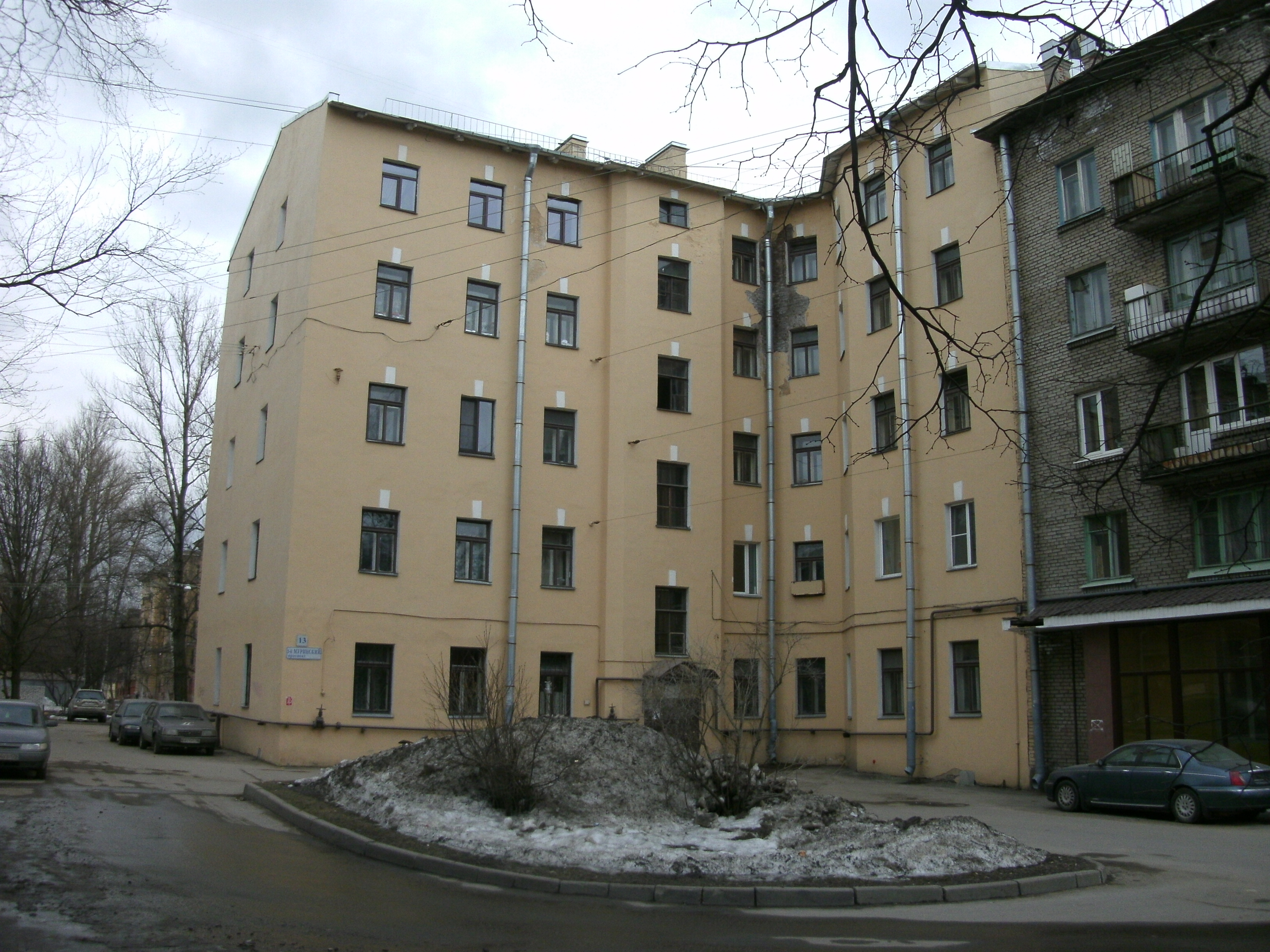 1-й Муринский 13.JPG