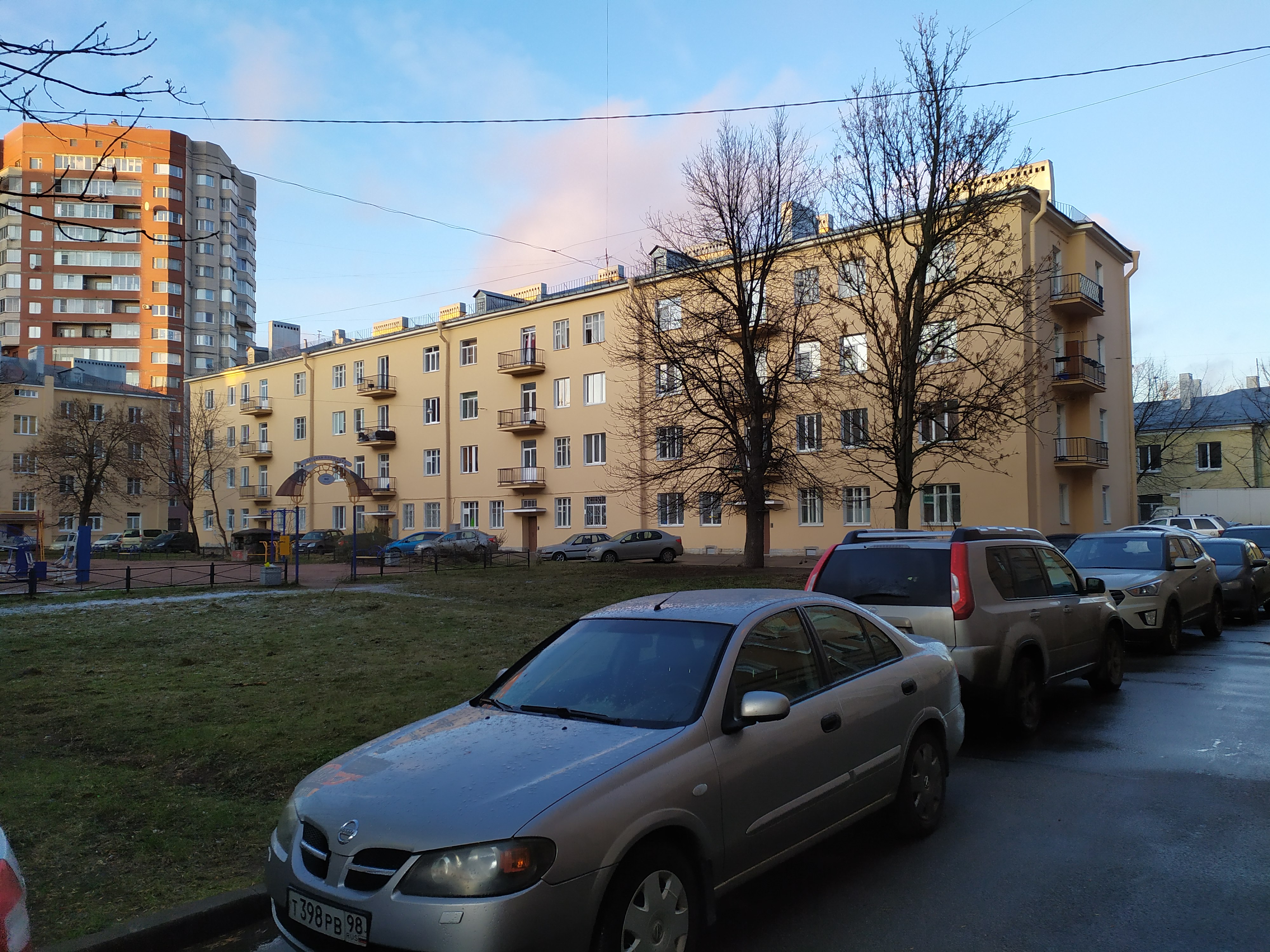 ул. Ткачей, 56