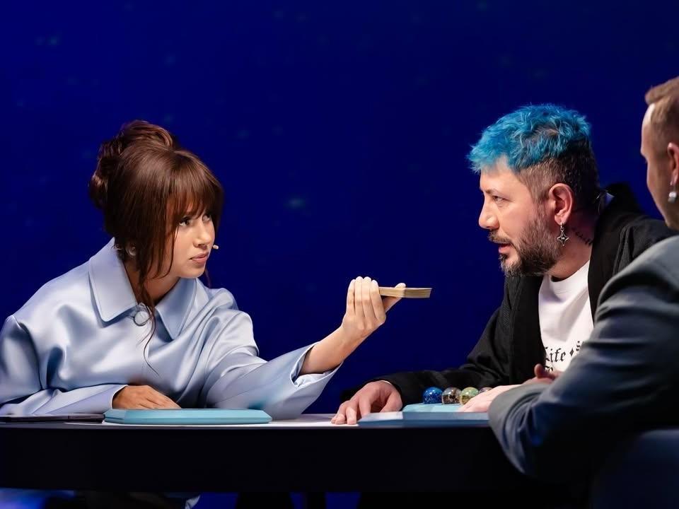 Артемий Лебедев довел ведущую Олесю Иванченко до слез на съемках шоу