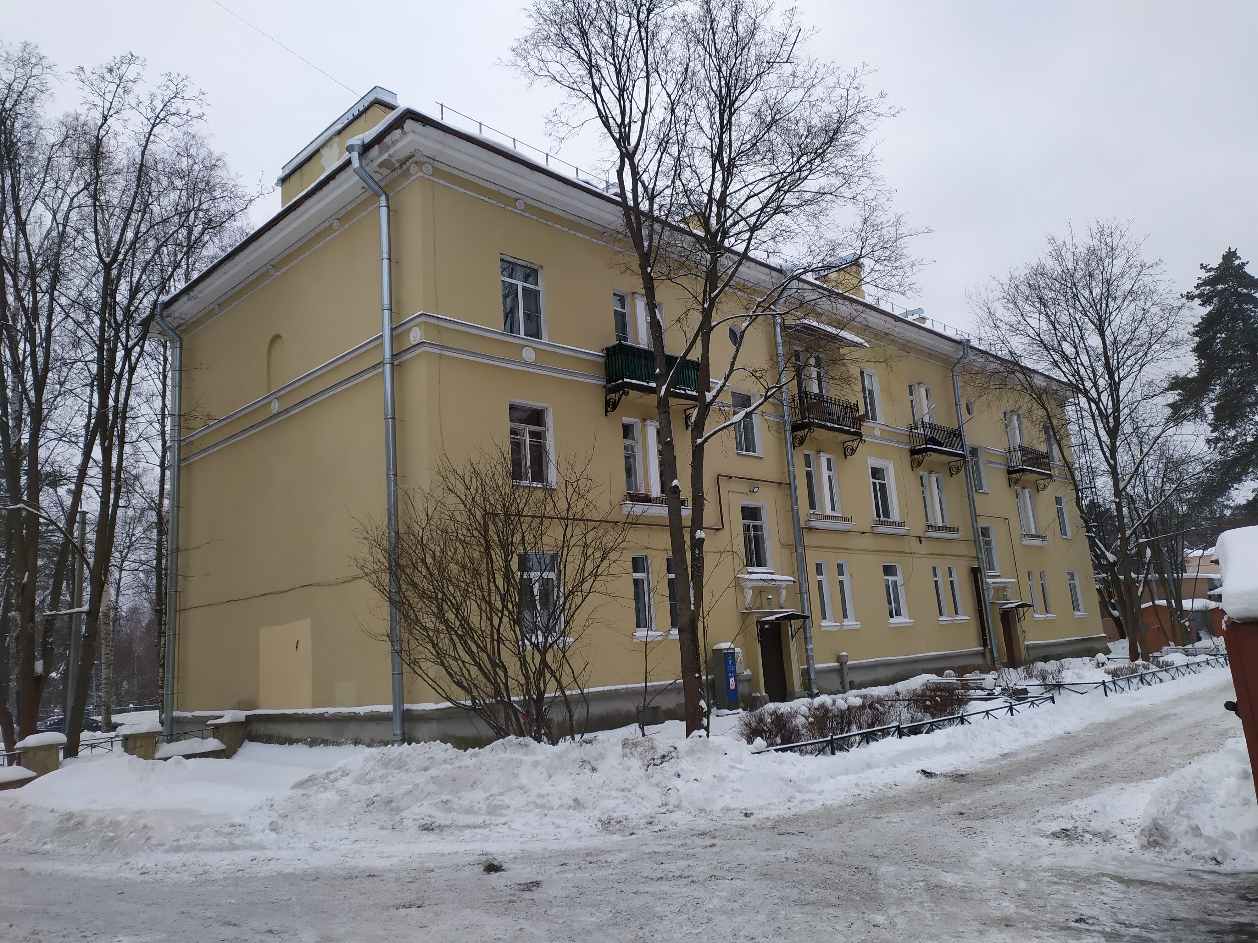 Песочный, Ленинградская 42.JPG