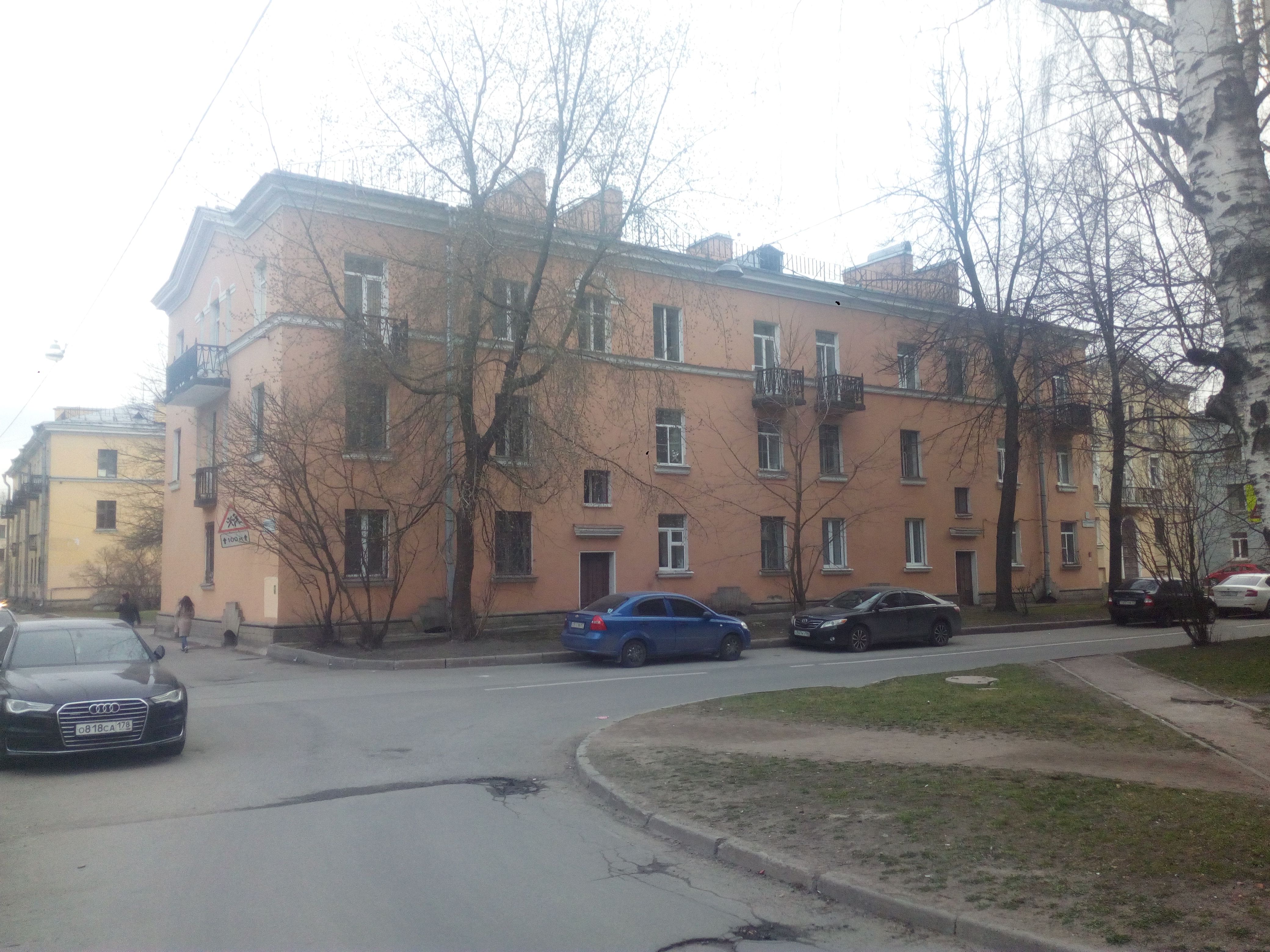Синявинская 13к1.jpg