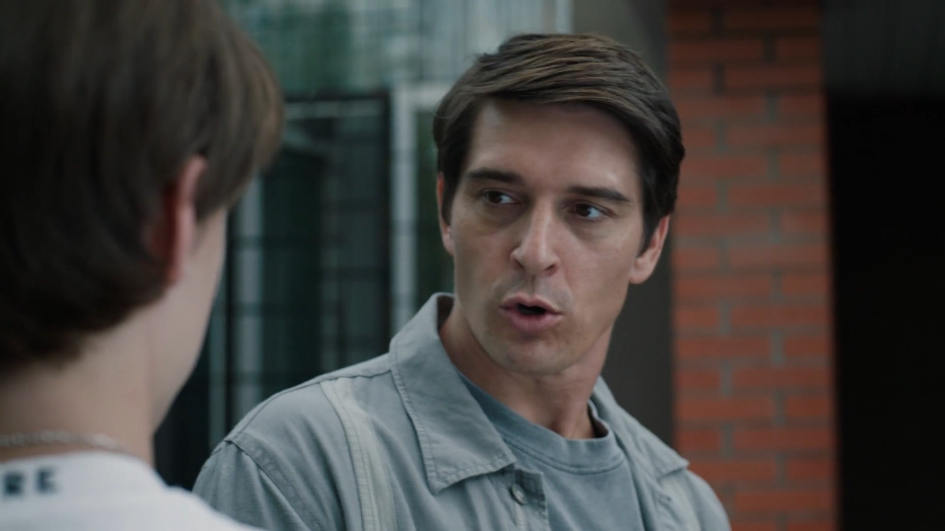 Kukushonok.S01.E01.2025.WEB-DL.1080p.ExKinoRay.mkv_snapshot_26.35_[2026.05.04_22.07.27].jpg