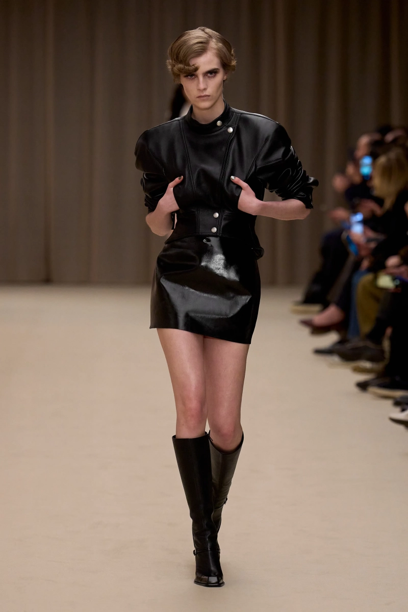 00007-mcqueen-fall-2026-ready-to-wear-credit-gorunway.webp