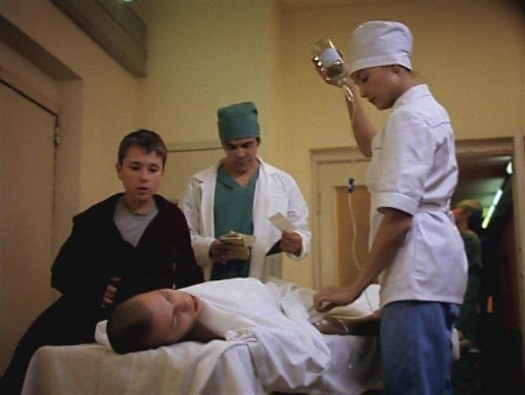 Parnikovyy.effekt.2005.DVDRip-AVC.ExKinoRay.mkv_snapshot_00.35.31.432.png
