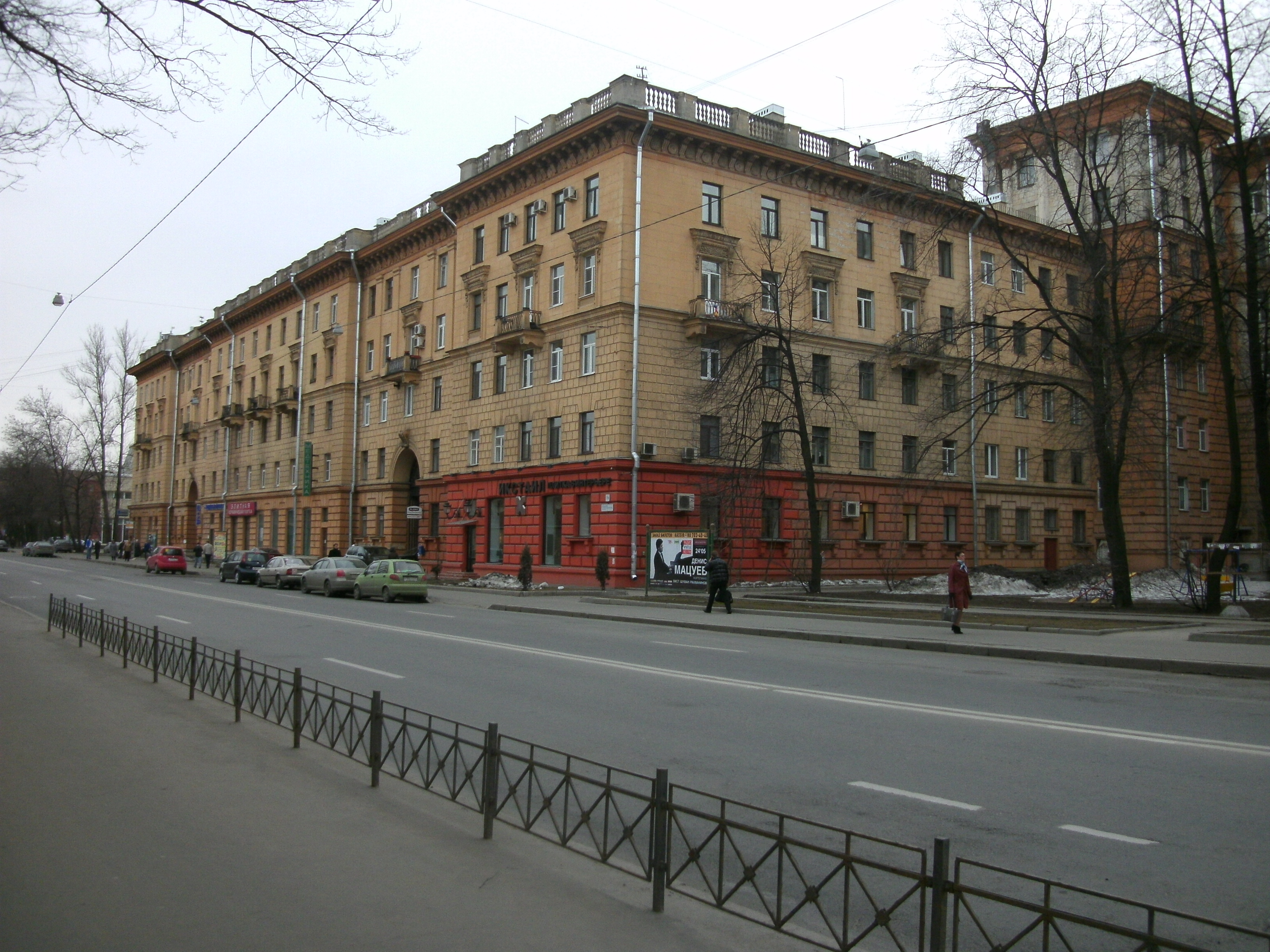 Большой Сампсониевский 70к1.JPG