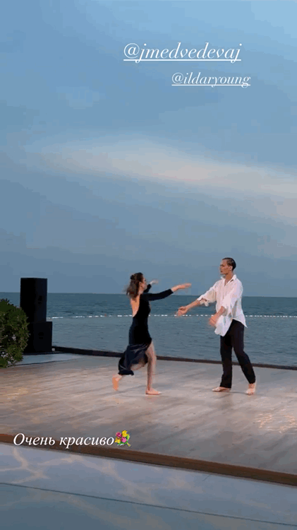 https://i4.imageban.ru/out/2026/05/08/9c29c25e82d5367ad751c42c1c529e19.gif