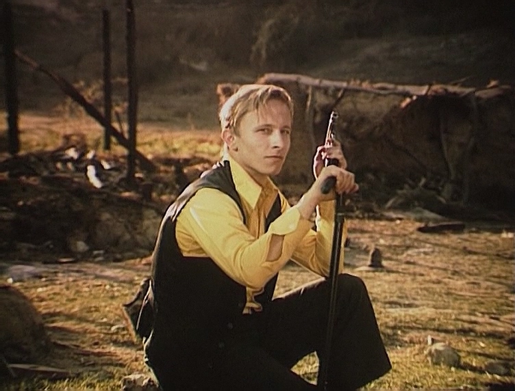 Нога_1991-DVDRip-AVC.mkv_20260510_130227.932.jpg