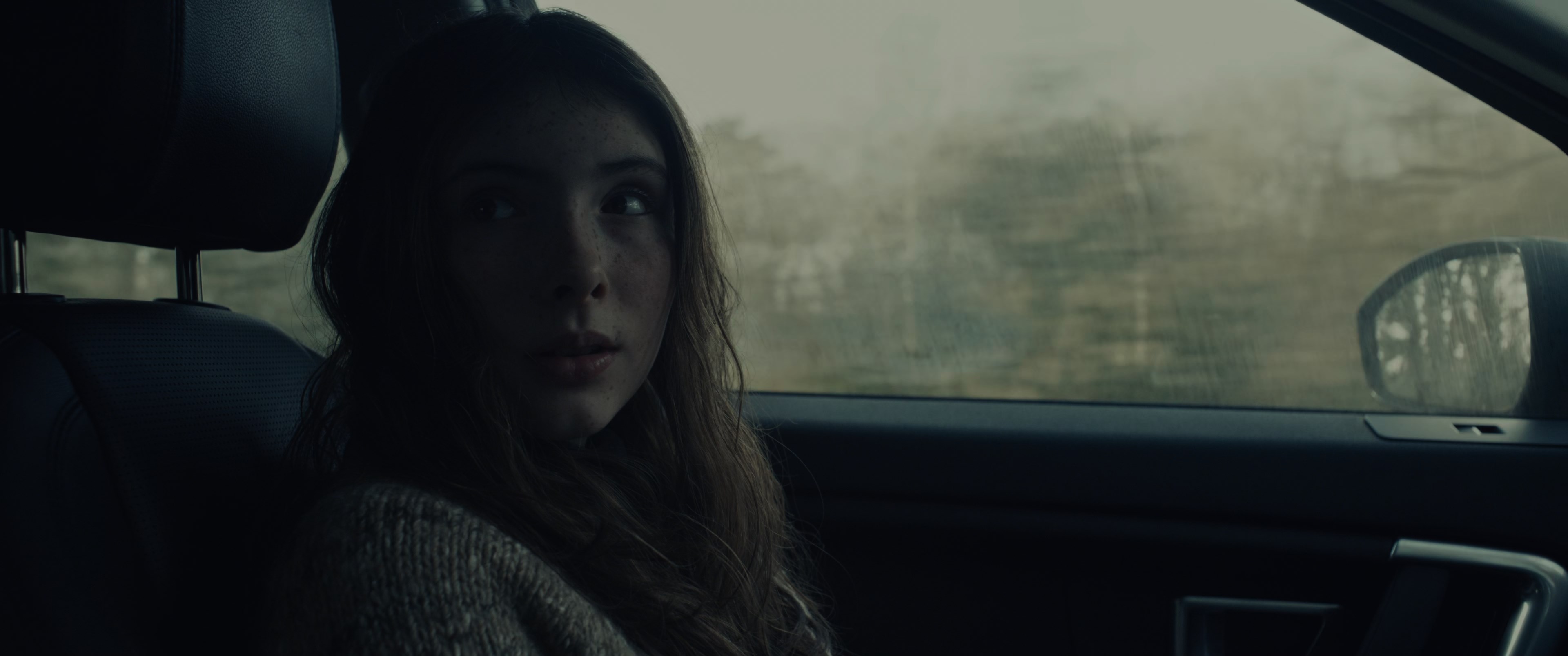 Shelter (2026) BDRip 2160p-NVENC 10 bit [HDR].mkv_snapshot_01.02.00.000.jpg