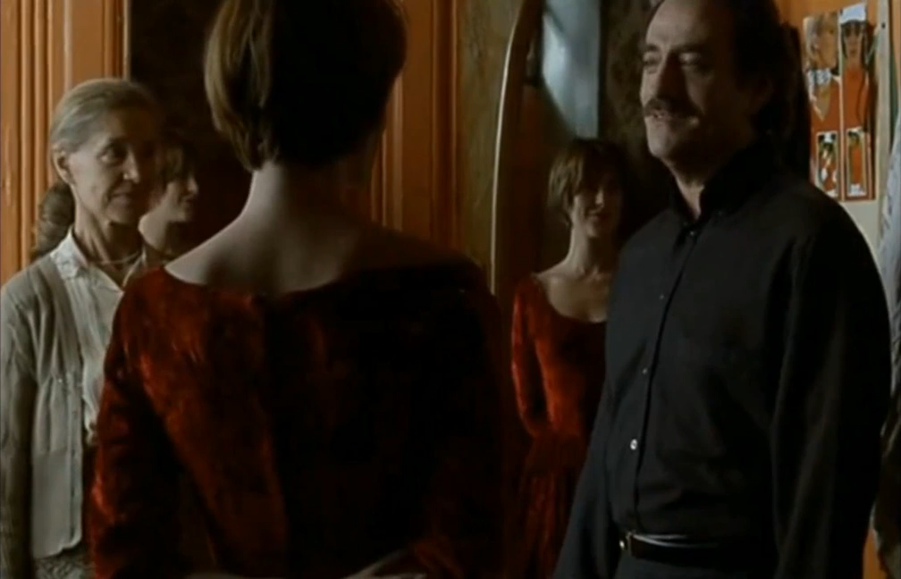 Dieu, l'amant de ma mere et le fils du charcutier (1995)_WEB-DLRip-AVC_.mkv_snapshot_00.20.02.368.png