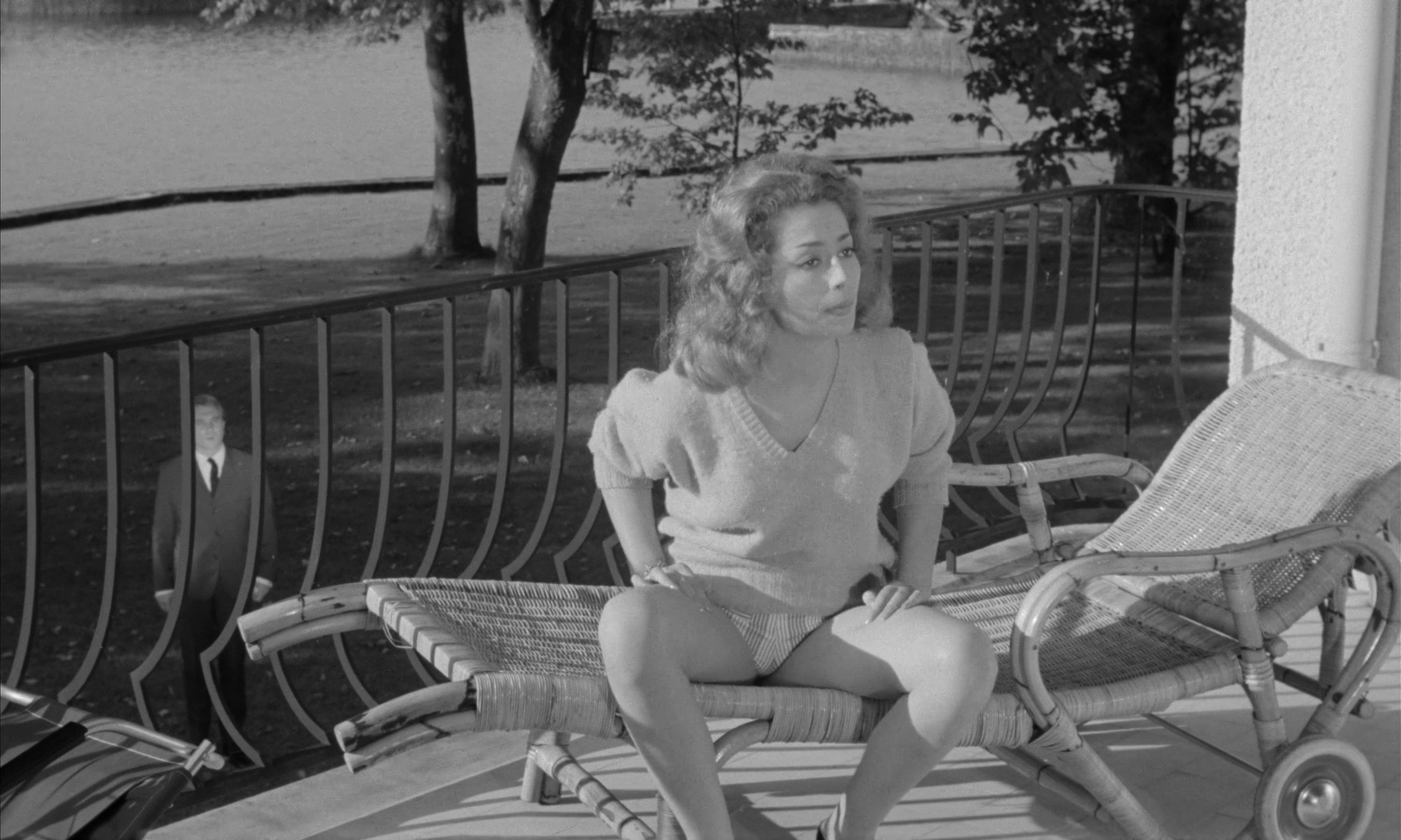 Dans l'eau qui fait des bulles (1961) AMZN WEB-DL 1080p105419.png