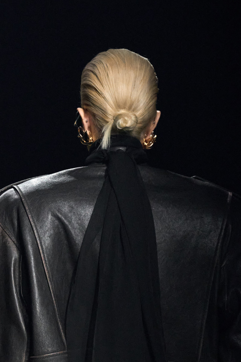 00030-saint-laurent-fall-2023-ready-to-wear-details-credit-gorunway.jpg