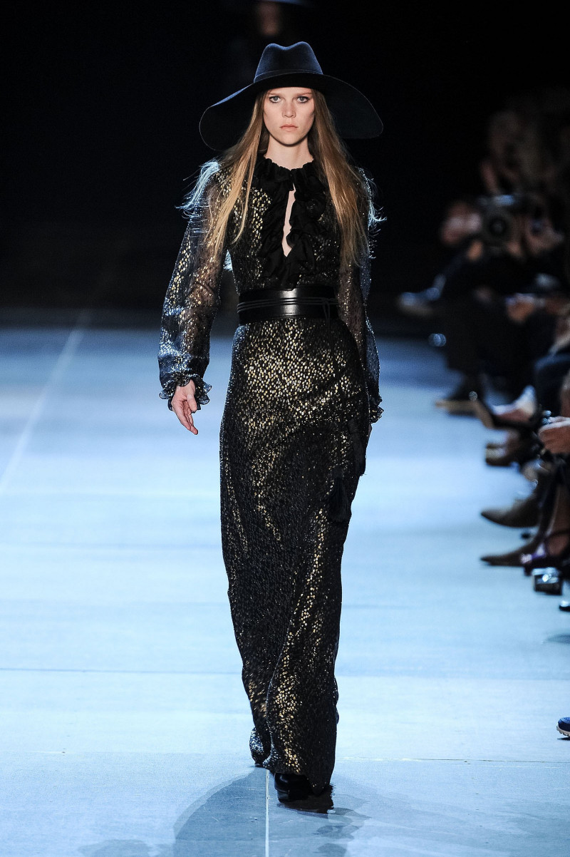 saint_laurent_wss13_108-resp2400v.jpg