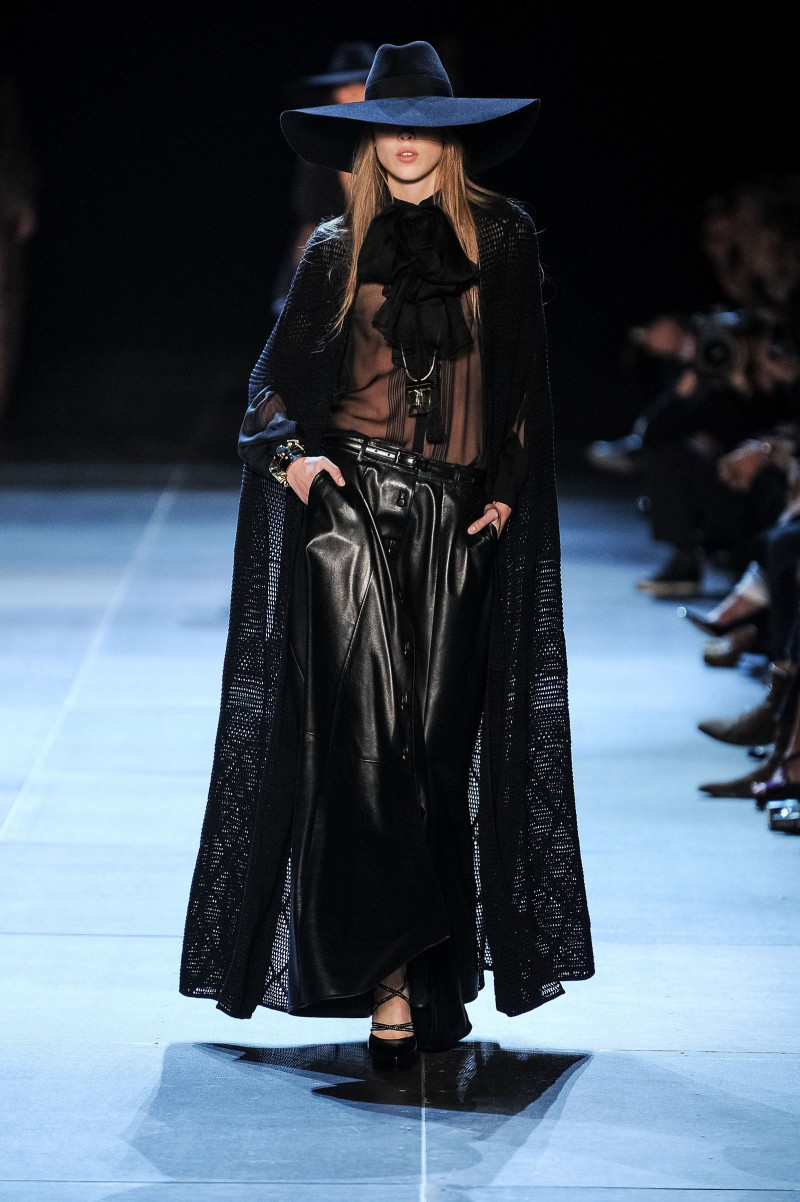 saint_laurent_wss13_084-resp2400v.jpg