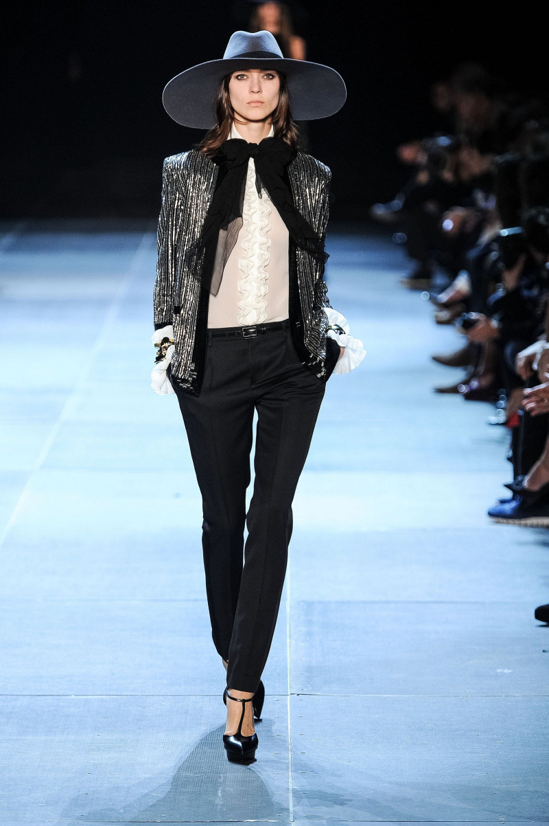 saint_laurent_wss13_150-resp2400v.jpg