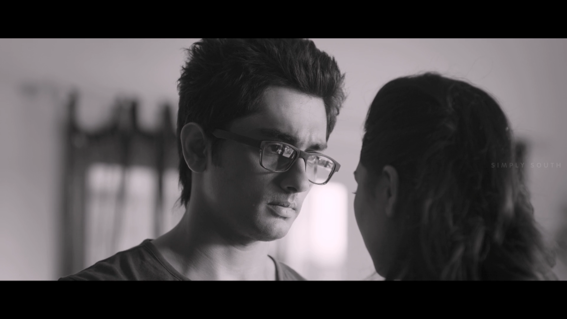 Enakkul Oruvan (2015) Tamil 1080p SS WEB-D DD5.1 H264-WA.mkv_snapshot_00.29.51_[2026.05.13_19.55.01].png