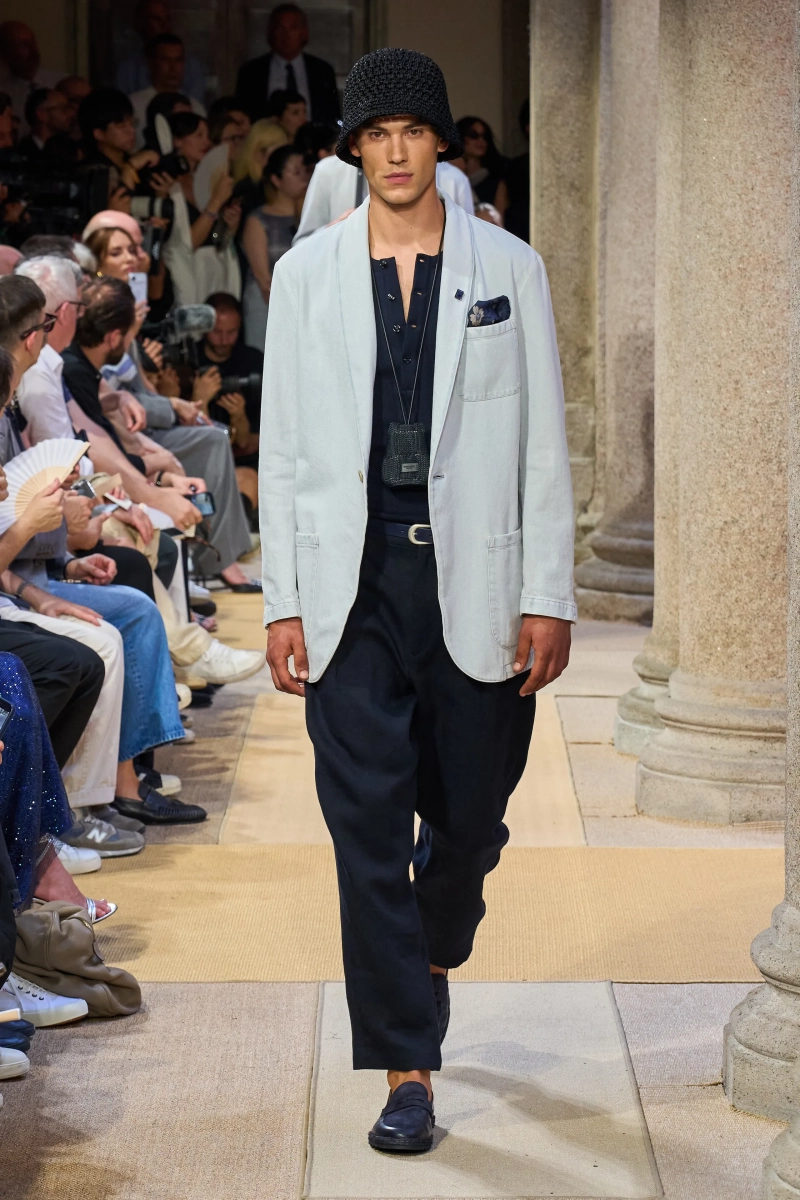 00093-giorgio-armani-spring-2027-menswear-credit-gorunway.webp