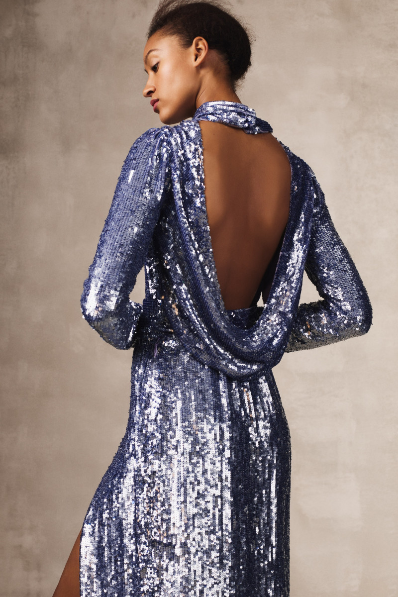 00004-Monique-Lhuillier-Fall-20-RTW-Credit-Stas-Komarovski.jpg