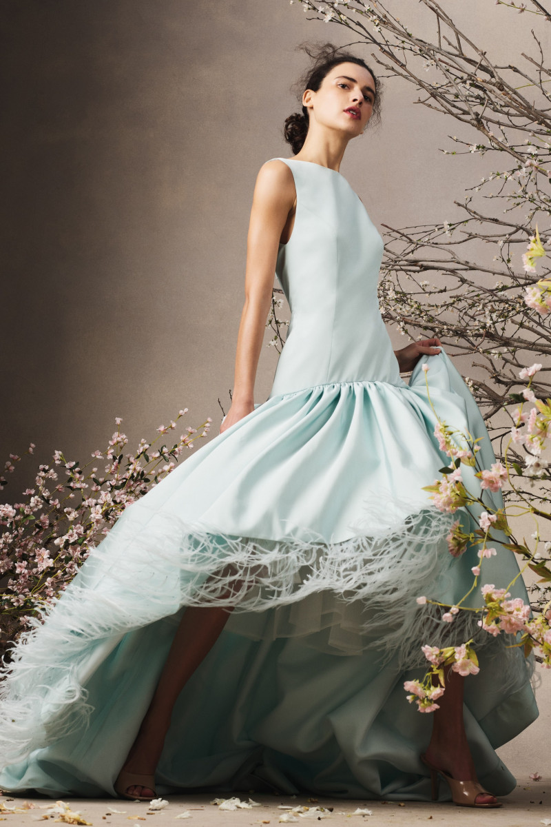 00013-Monique-Lhuillier-Fall-20-RTW-Credit-Stas-Komarovski.jpg