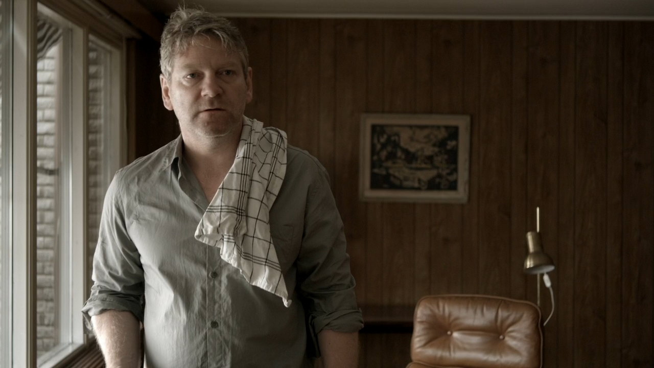 Wallander.S02E01.720p.BluRay.x264.mkv_snapshot_00.28.50.160.png