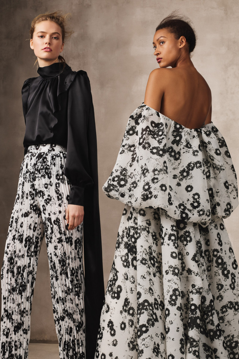 00003-Monique-Lhuillier-Fall-20-RTW-Credit-Stas-Komarovski.jpg