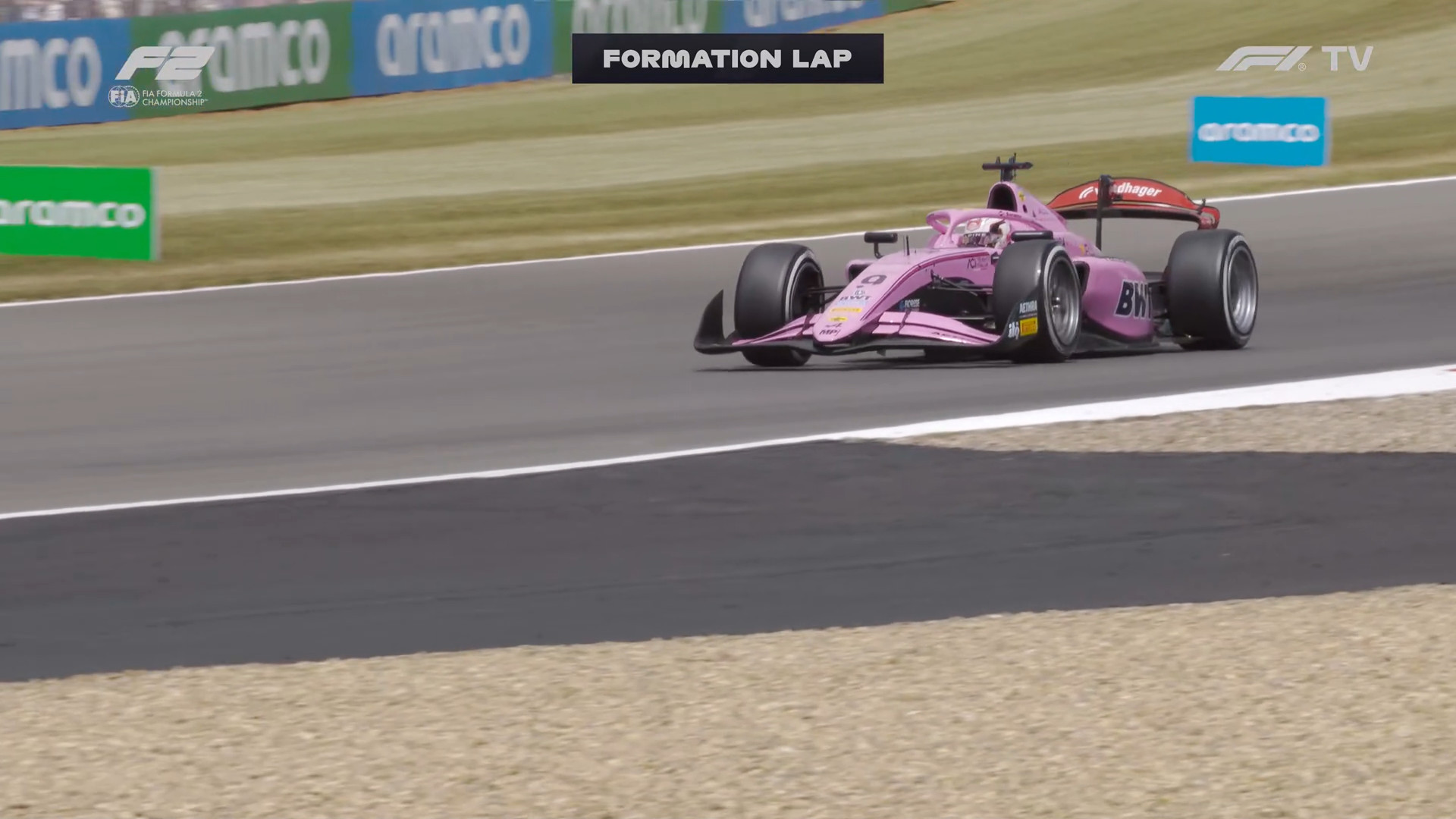 cap_01.Formula2.R07.British.Race.One.F1TV.1080p.rus_00_07_07_07.jpg