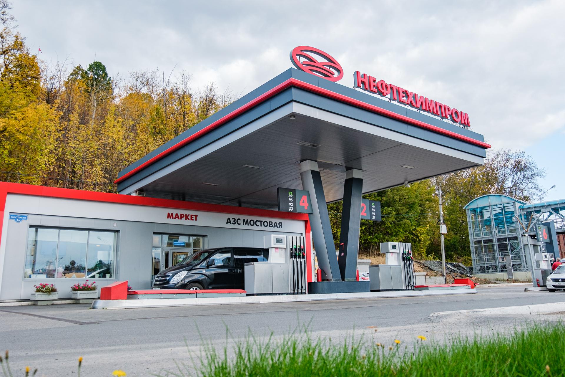 Новые лимиты на заправках «Нефтехимпром» в Перми и крае: 10 литров бензина на человека