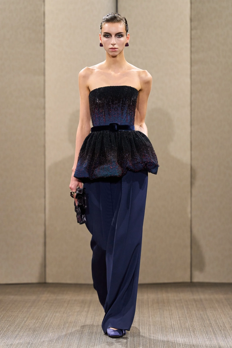00015-armani-prive-fall-2026-couture-credit-gorunway.webp
