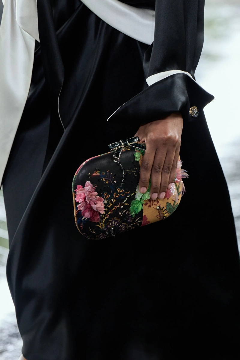 00071-christian-dior-fall-2026-couture-details-credit-gorunway.webp