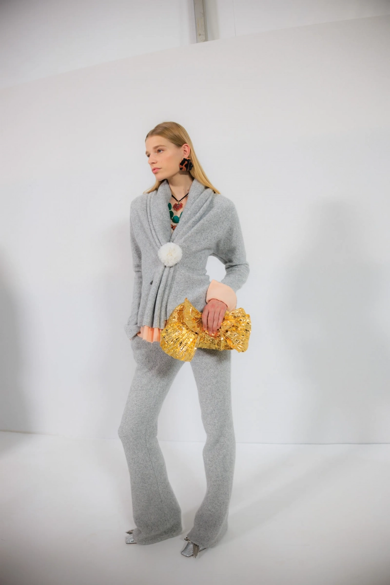 dior_pariscouturess27_backstage_acielle_11.webp