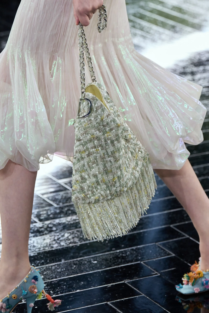 00118-christian-dior-fall-2026-couture-details-credit-gorunway.webp