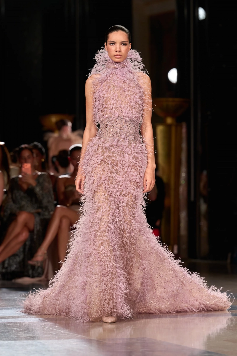 00031-elie-saab-fall-2026-couture-credit-gorunway.webp