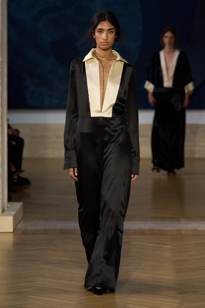 00016-fendi-fall-2026-couture-credit-gorunway.webp