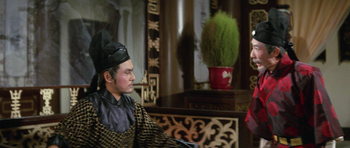 The Invincible Eight - Tian long ba jiang (1971)_HDRip_.avi_snapshot_01.00.21.538.png