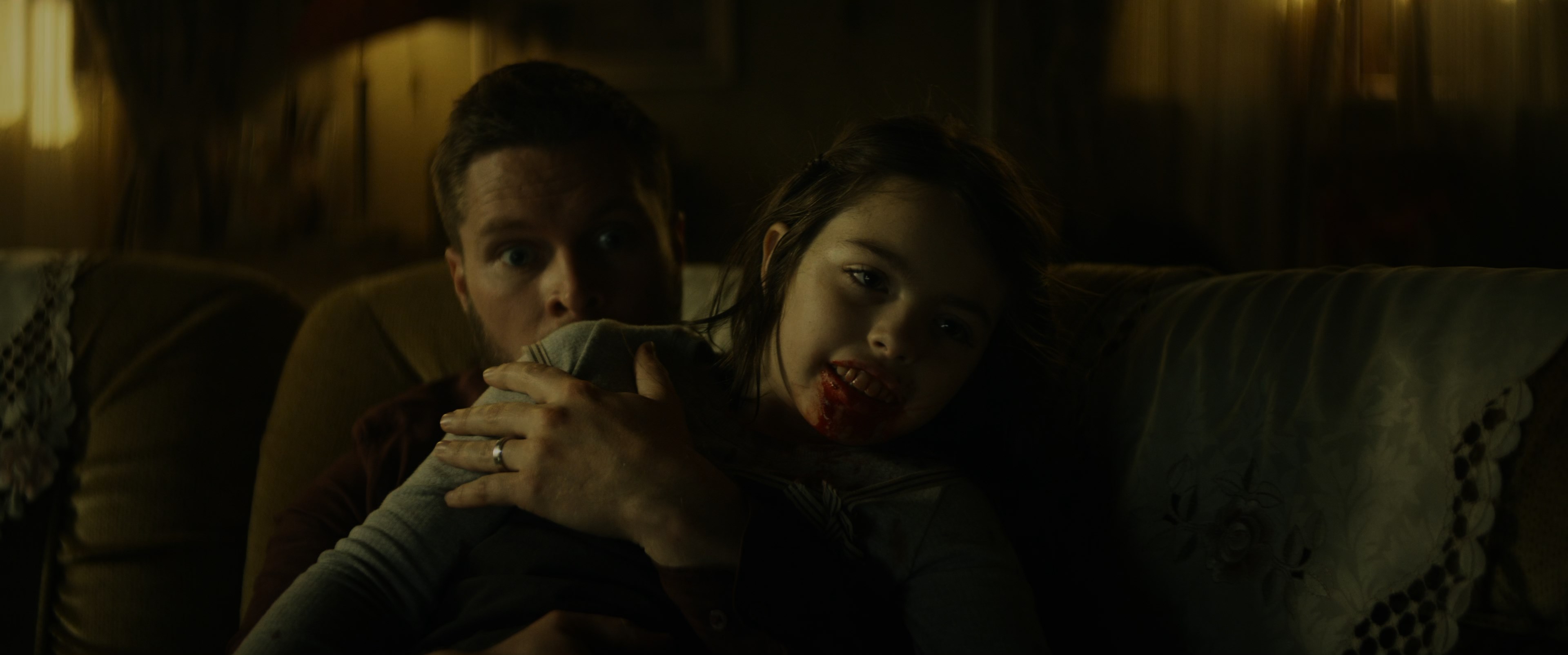 Lee Cronin's The Mummy (2026) BDRip 2160p-NVENC 10 bit [HDR].mkv_snapshot_01.37.55.870.jpg