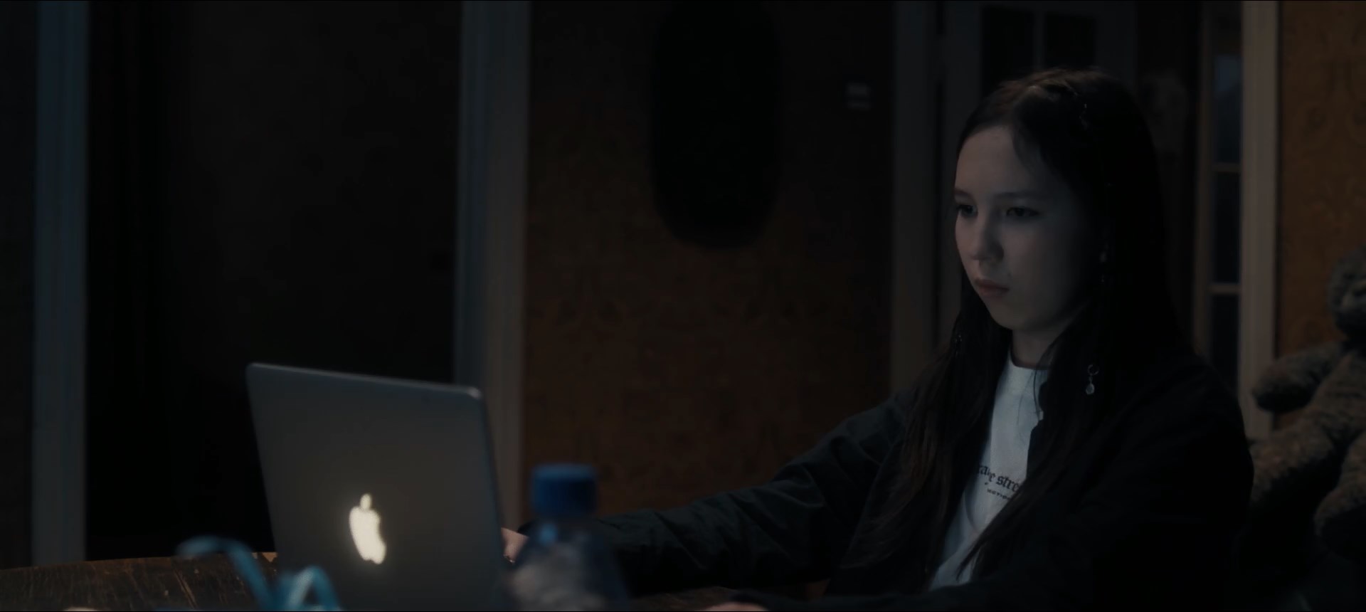 2.Кумалак_2024.WEBRip 1080p.mkv_snapshot_15.12.000.jpg