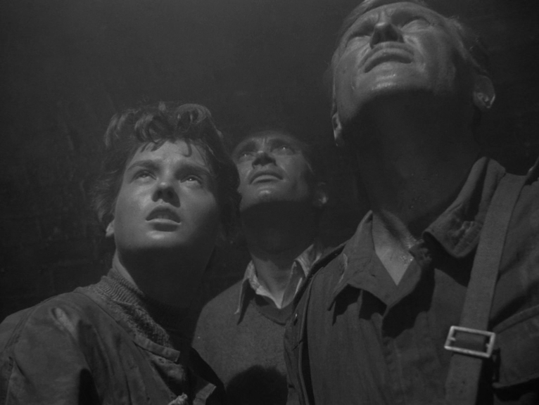 Канал.1957.BDRip AVC msltel.mkv_snapshot_00.48.35.334.jpg