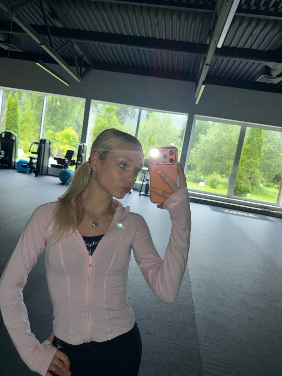 https://i4.imageban.ru/out/2026/07/26/31d5489b59b54fdb34acc5a6b429eb86.jpg