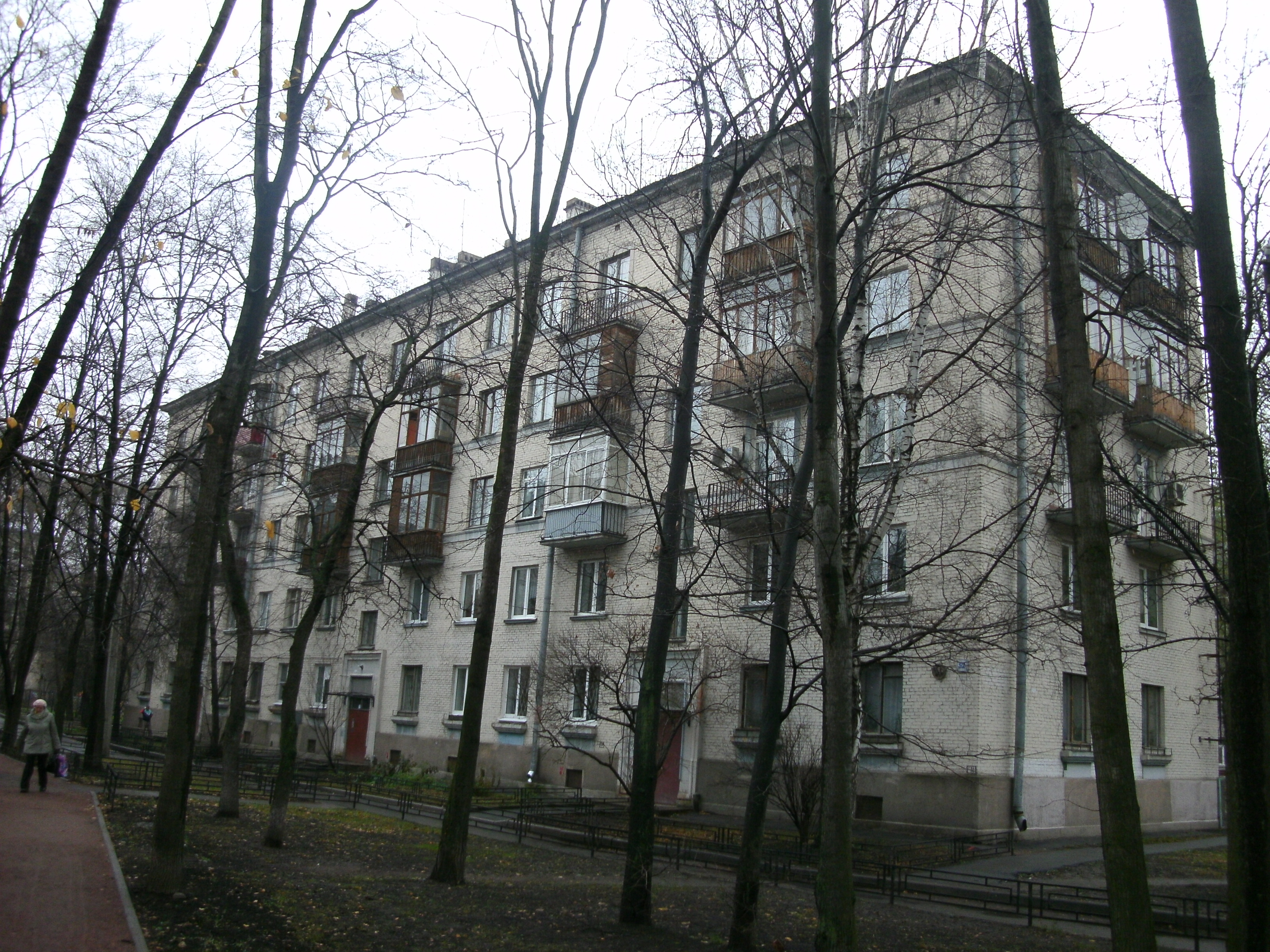 Варшавская 52.JPG