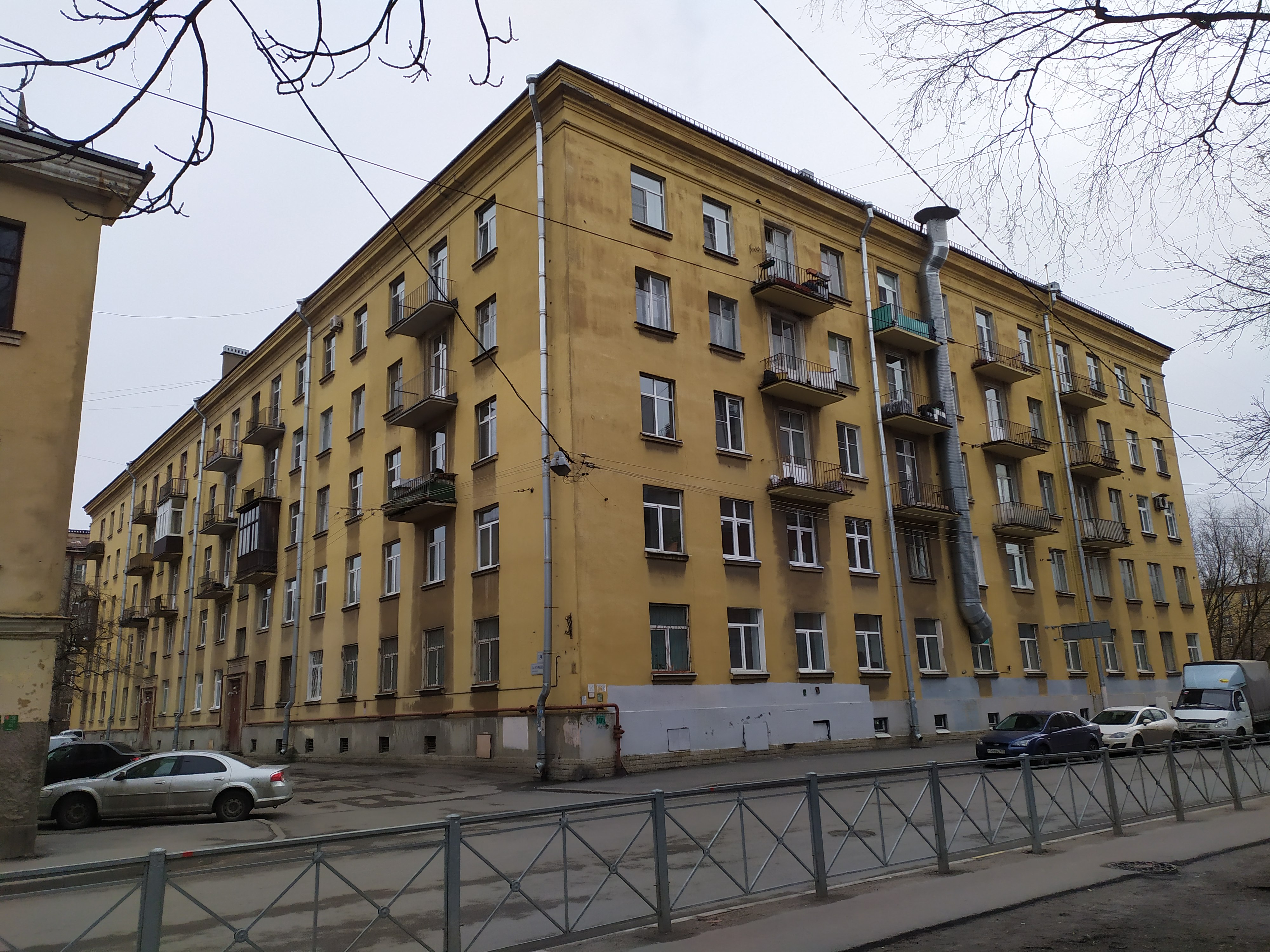 1-й Муринский 19_2.JPG