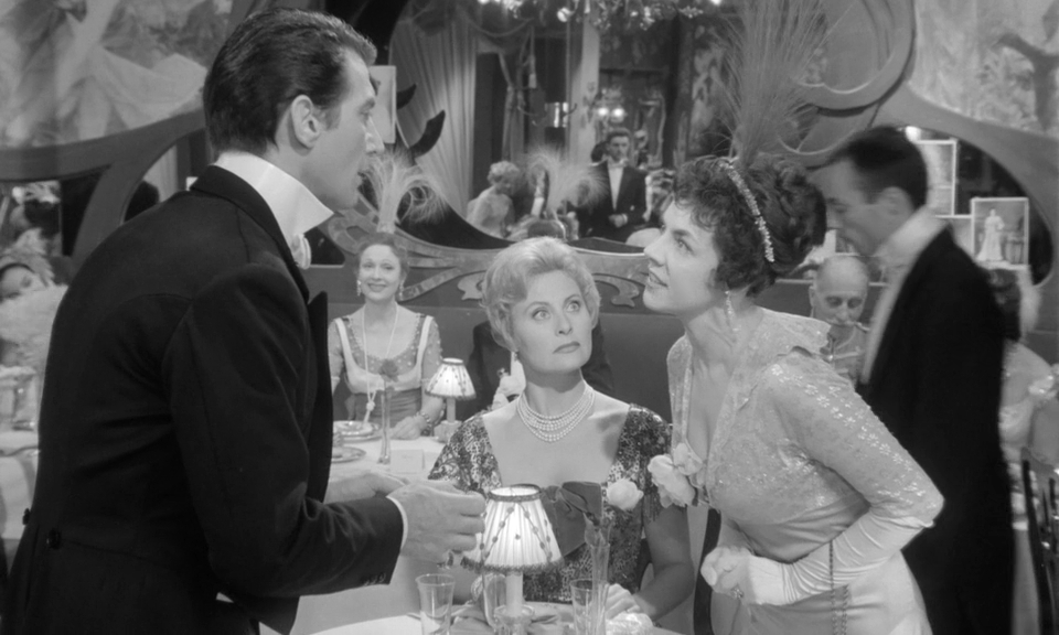 Максим.1958.BDRip AVC msltel.mkv_snapshot_00.29.26.408.jpg