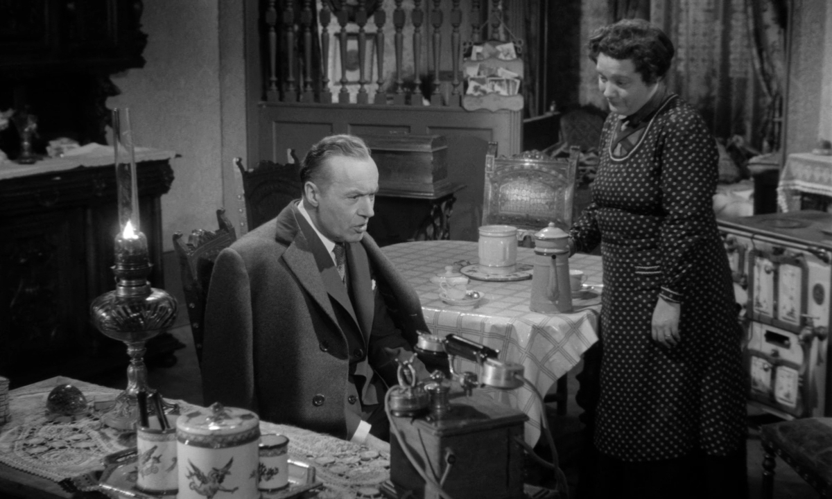 Максим.1958.BDRip 720p msltel.mkv_snapshot_01.46.50.135.jpg