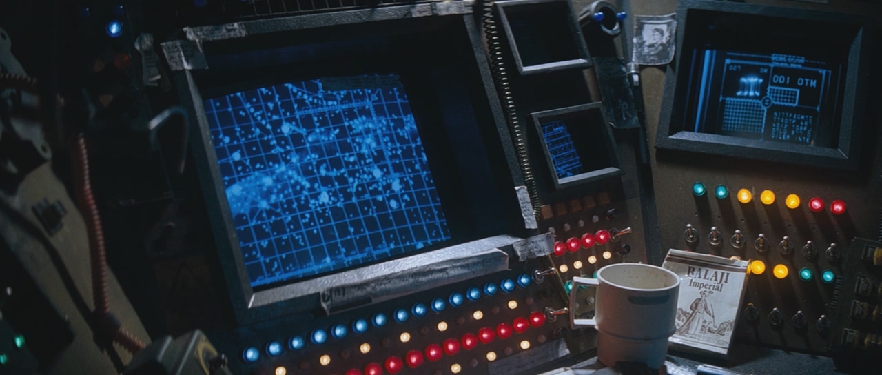 Alien.(1979).BDRip.Theatrical Cut.720p.mkv_20260728_223247.019.jpg
