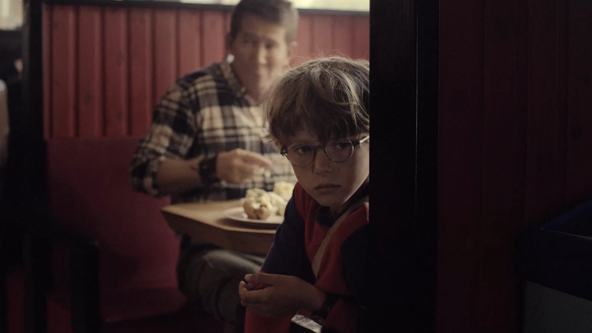 cap_SHORT FILM_Weekendfar_WEEKEND DAD_00_03_48_03.png