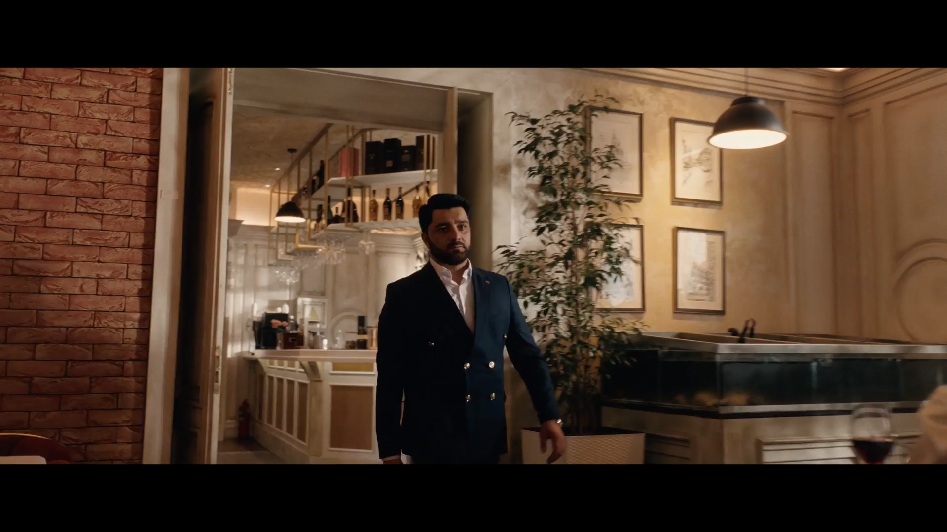 Гипноз_2026.WEBRip 1080p.MKVToolNix.mkv_snapshot_00.57.56.000.jpg