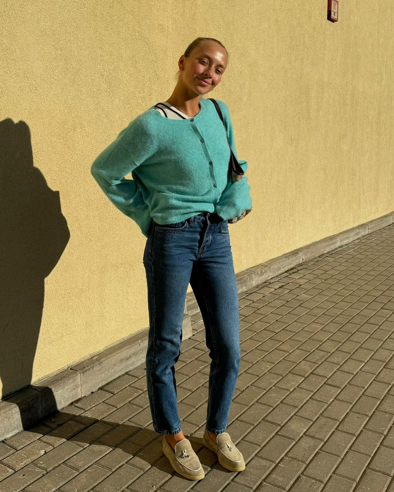 https://i4.imageban.ru/out/2026/08/30/a320a29450d6d1a0e88e32972f7e3657.jpg