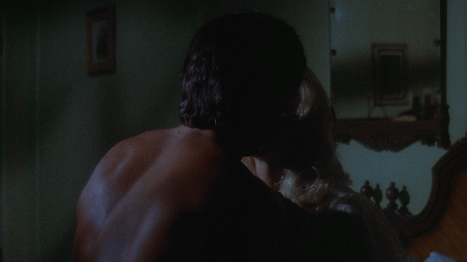 Love.Me.Deadly.1972.BDRip.1080p.mkv_20260907_010728.282.png
