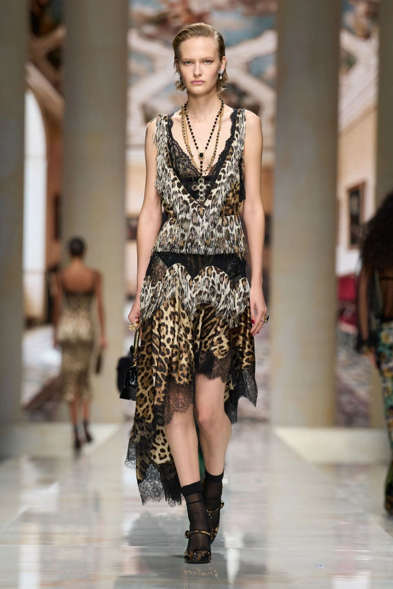 Dolce-Gabbana-Spring-Summer-2027-Runway-Magazine-47.jpg
