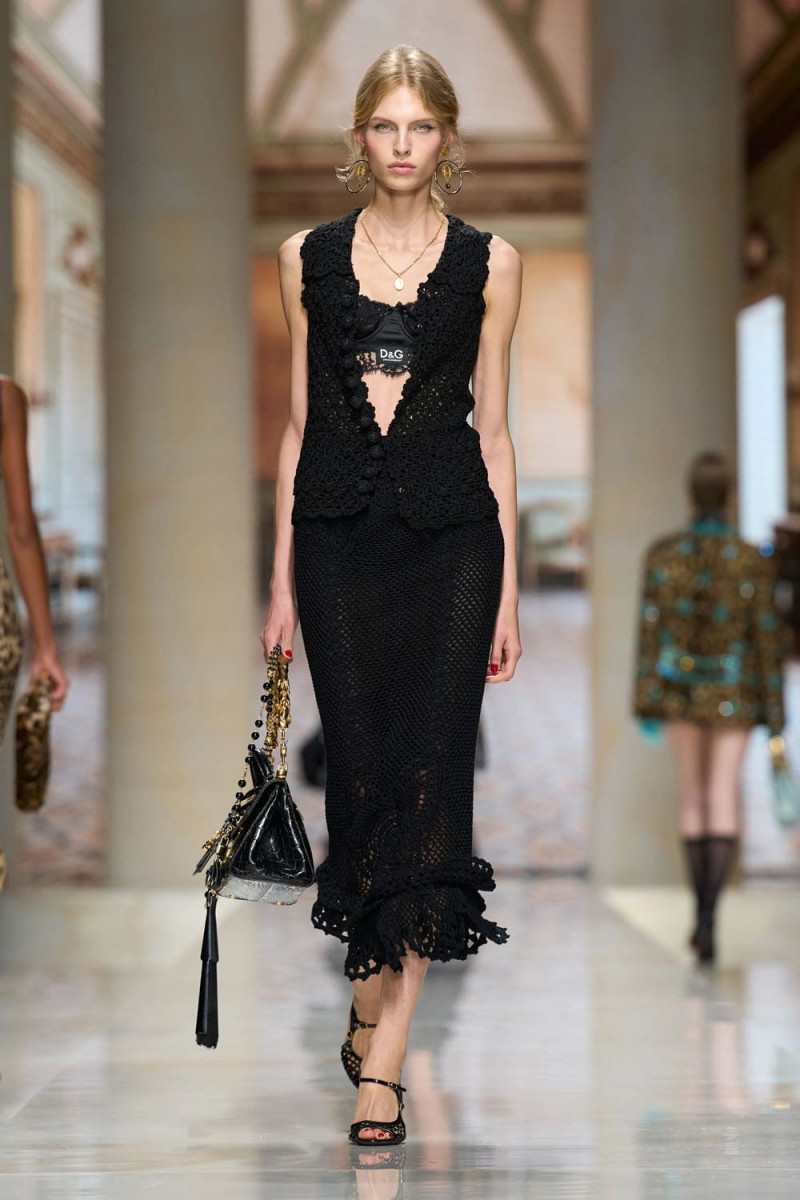 Dolce-Gabbana-Spring-Summer-2027-Runway-Magazine-46.jpg