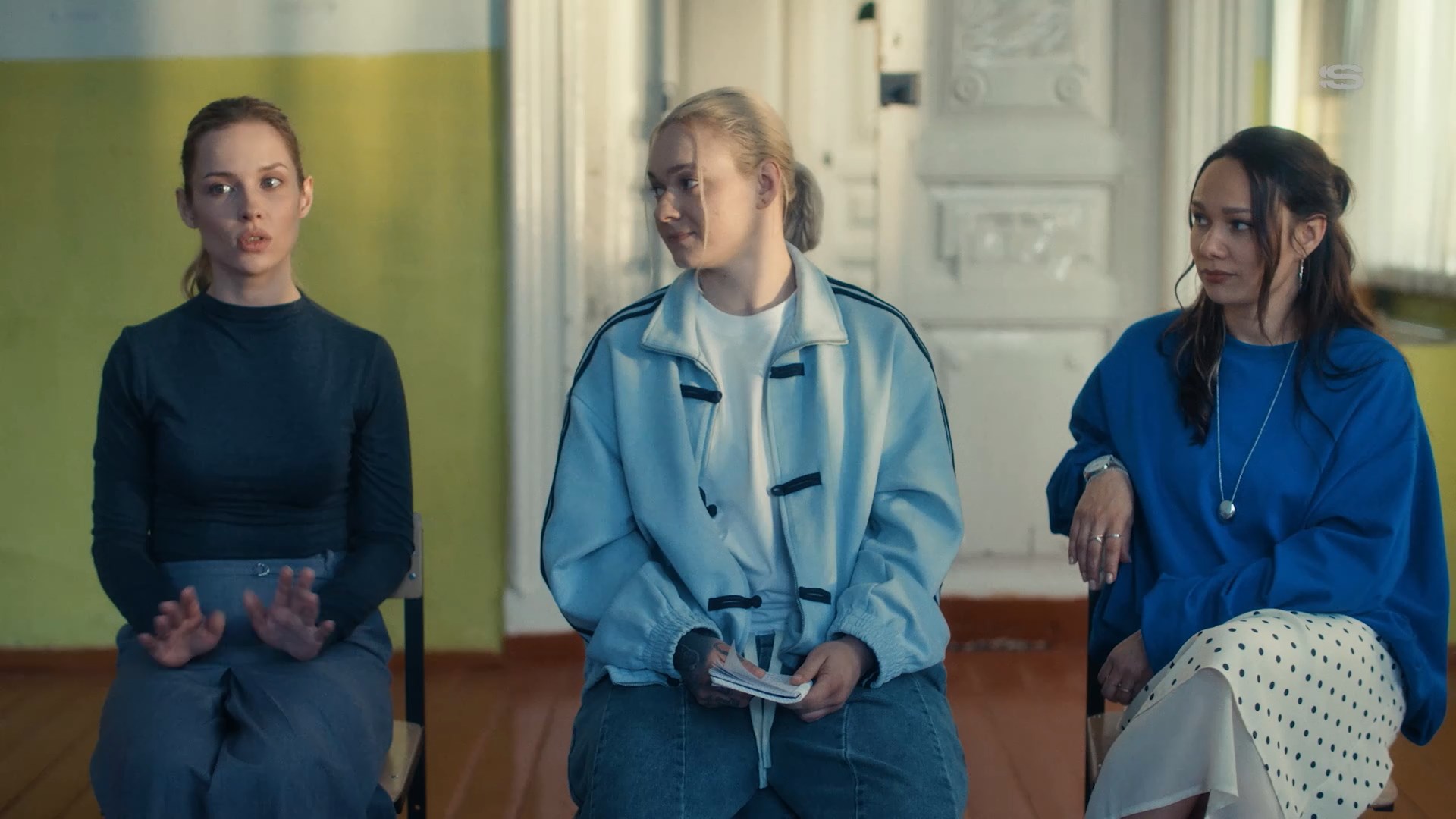 Trudnaya.S02E01.2026.WEB-DL.1080p.mkv_snapshot_02.52.000.jpg
