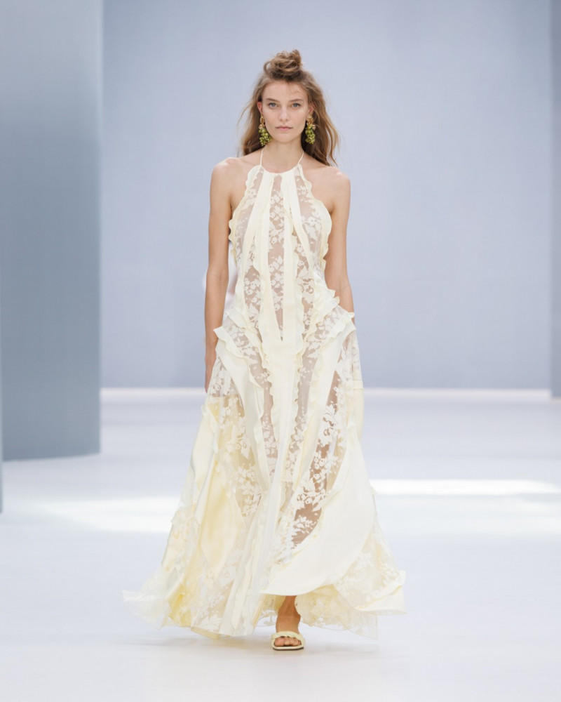 zimmermann-spring-2027-rtw-r-ctsy005.jpg